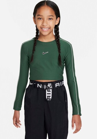 Nike Sportswear Performance Shirt in Green: front