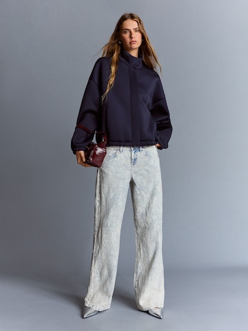 Bershka Baggy Džíny – modrá: přední strana