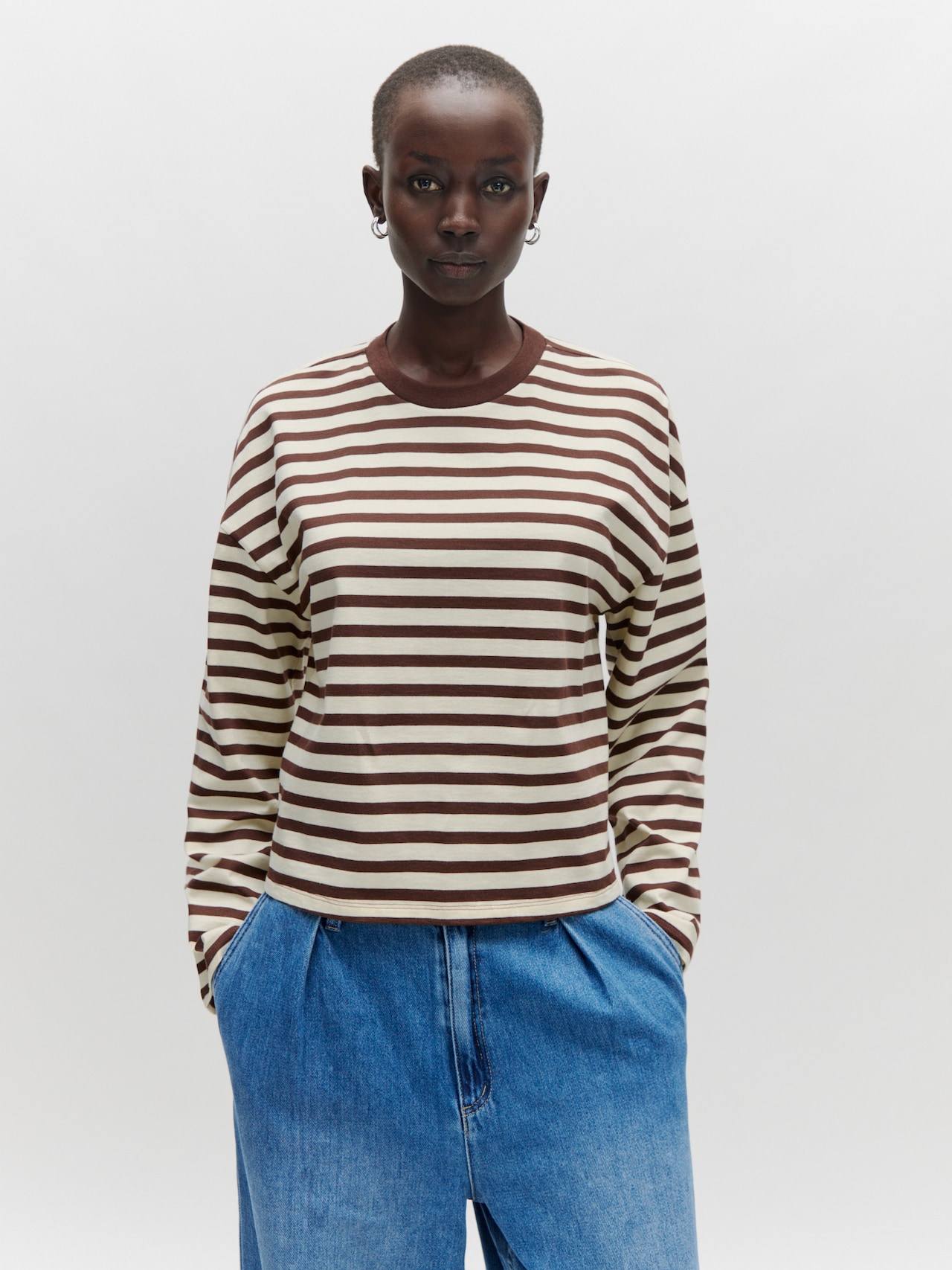 EDITED Produits T-shirt 'Delfia' brun foncé