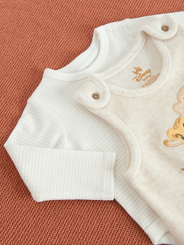 Set de la Cool Club pe bej