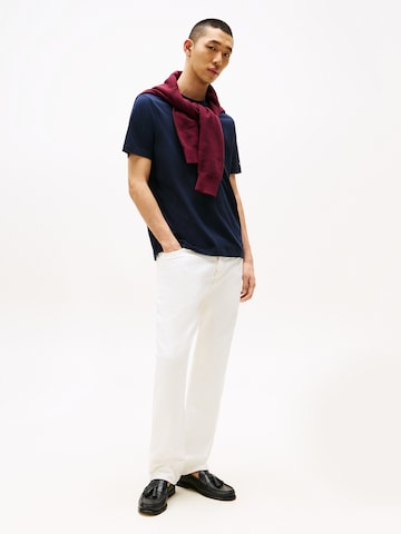 TOMMY HILFIGER T-shirt i blå