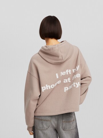 Bershka Sweatshirt in Brown: front