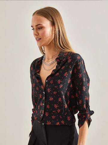 Bianco Lucci Blouse in Zwart