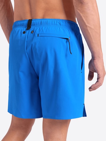 ARENA Badeshorts 'EVO BEACH BOXER SOLID' i blå