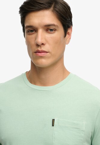 T-Shirt 'Classic Essential' Superdry & Co en vert