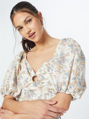 Abercrombie & Fitch Halenka – bílá
