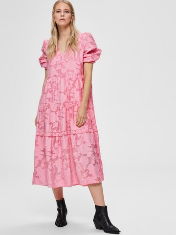 Robe 'Sadie' SELECTED FEMME en rose