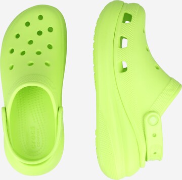 Crocs Puukengät & Crocks-jalkineet 'Classic Crush' värissä vihreä
