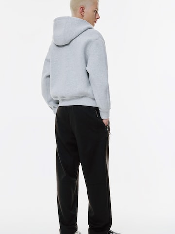 Pull&Bear Regular Pants in Black