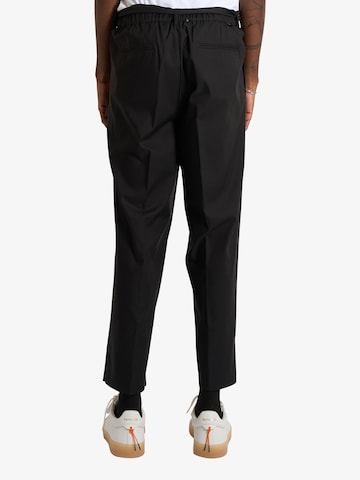 Regular Pantalon à pince Yes London en noir