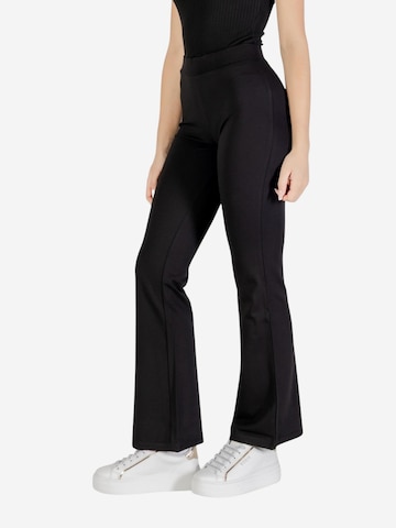 JDY Boot cut Pants 'JDYPRETTY FLARE PANT JRS NOOS 15196908' in Black