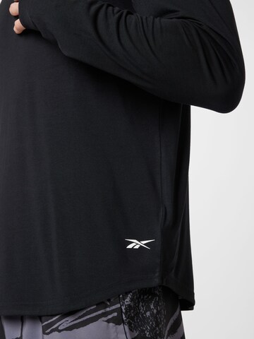 Reebok Shirt in Schwarz