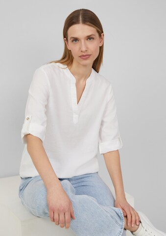 s.Oliver Blouse in White: front