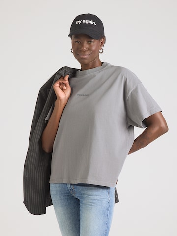 Pegador Oversize póló 'ARENDAL' - szürke