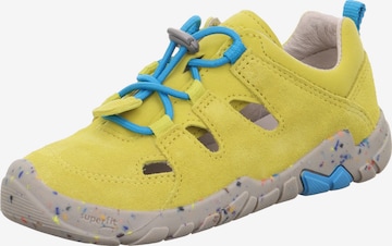 SUPERFIT Sneakers 'Trace' in Yellow: front