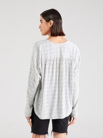 ESPRIT - Blusa en blanco