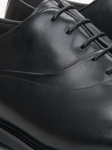 Estro Snøresko '288-32' i sort