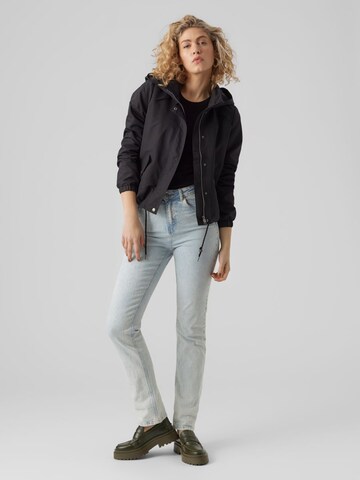 VERO MODA - Chaqueta de entretiempo en negro