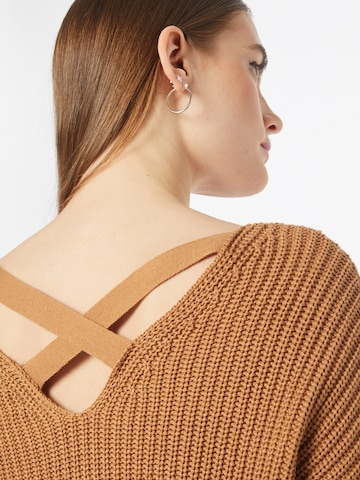ABOUT YOU Sweater 'Liliana' in Beige