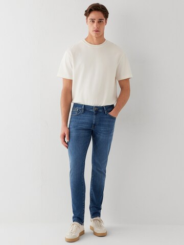 Mavi Slimfit Džíny 'James' – modrá