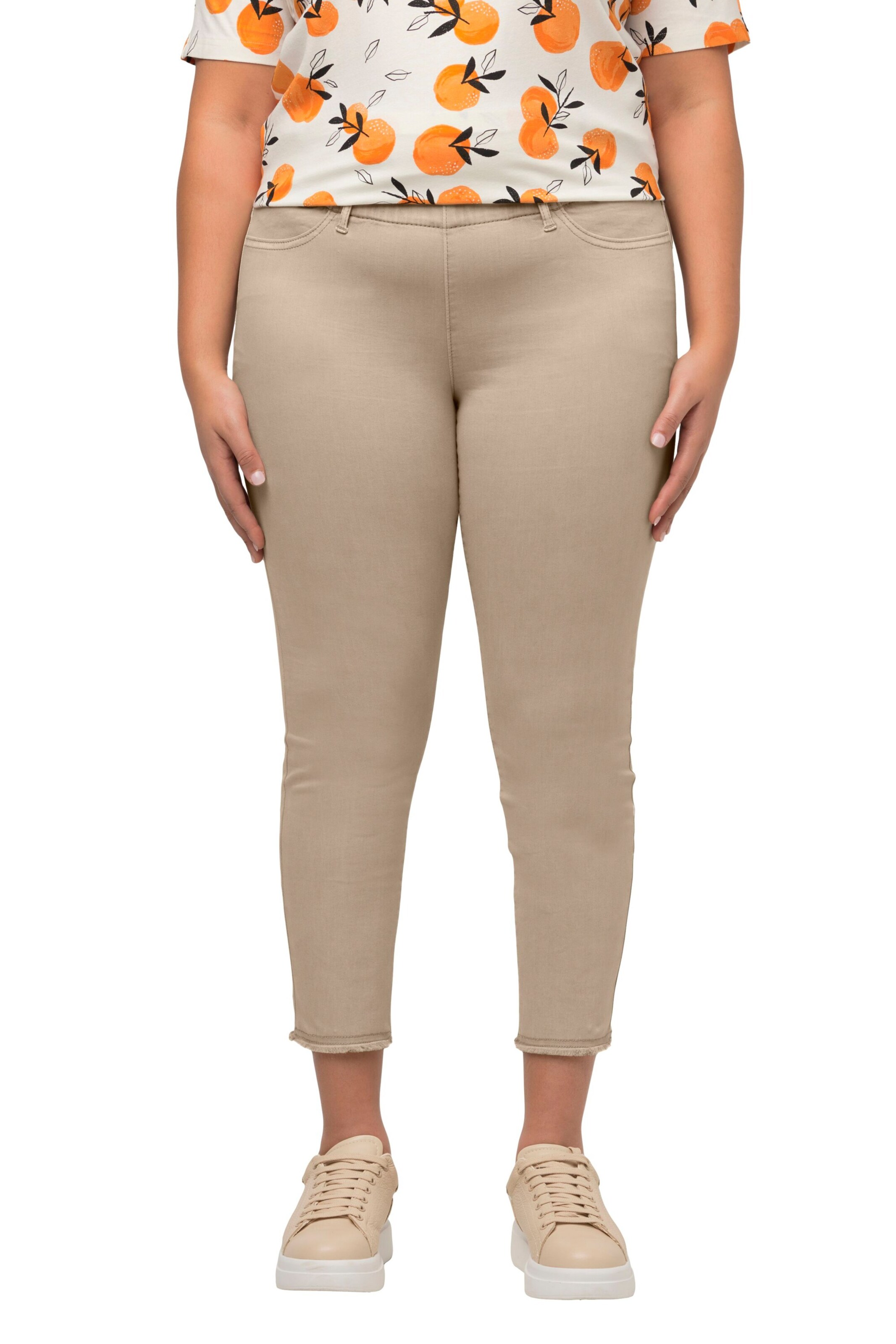 Ulla Popken Skinny Broek in Beige: voorkant