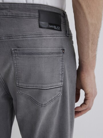 Mavi Regular Jeans 'Marcus' in Grau