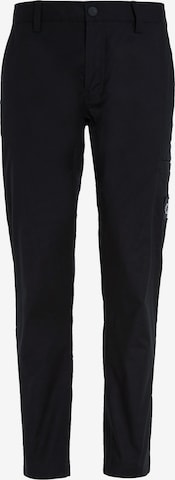 Calvin Klein Jeans Regular Chino Pants in Black: front