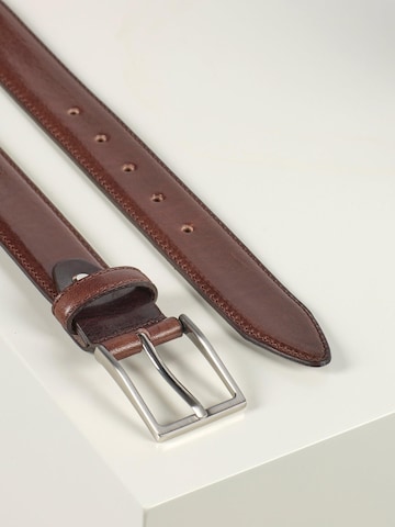 Howard London - Cinturón 'Leather Belt Charles Dark Brown' en marrón