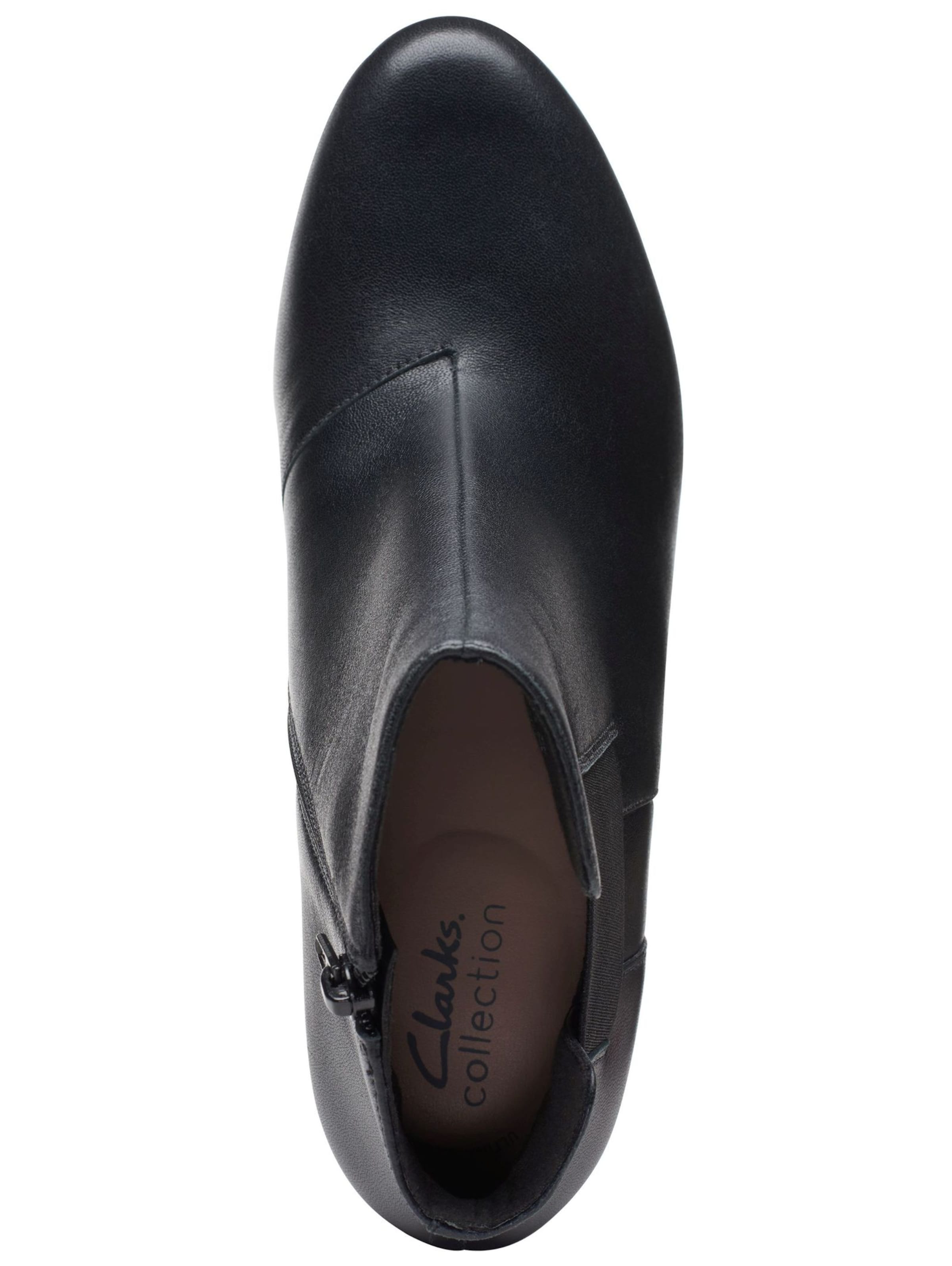 CLARKS Stiefelette in Schwarz