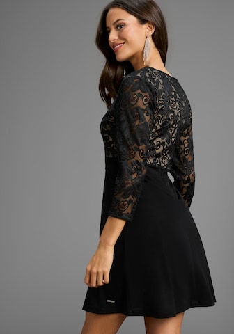 LAURA SCOTT Abendkleid in Schwarz