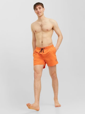 JACK & JONES Uimashortsit 'Fiji' värissä oranssi