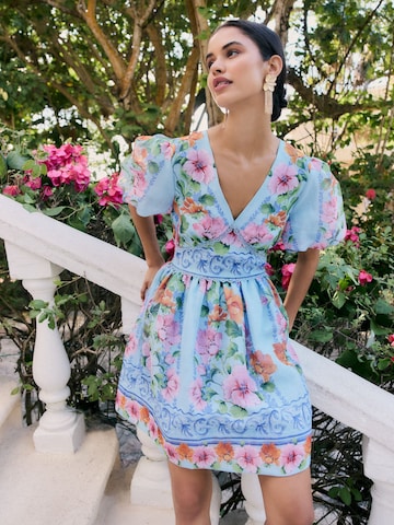 Rochie de la Friends Like These pe albastru