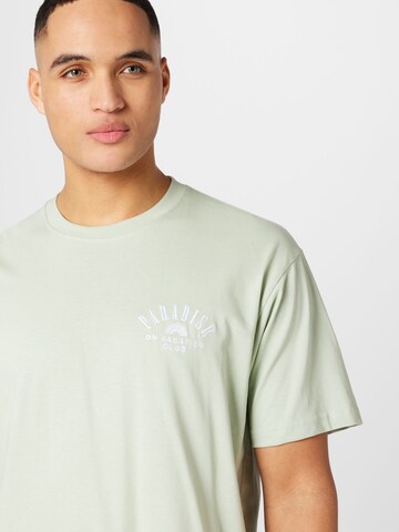 On Vacation Club Shirt 'Paradise' in Green