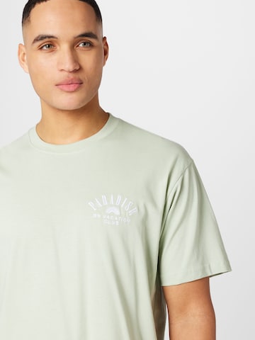 On Vacation Club Shirt in Green