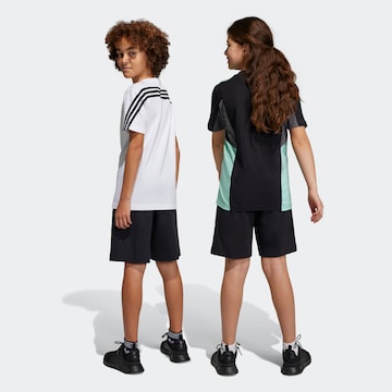 Loosefit Pantalon de sport 'Future Icons Logo 8-Inch' ADIDAS SPORTSWEAR en noir