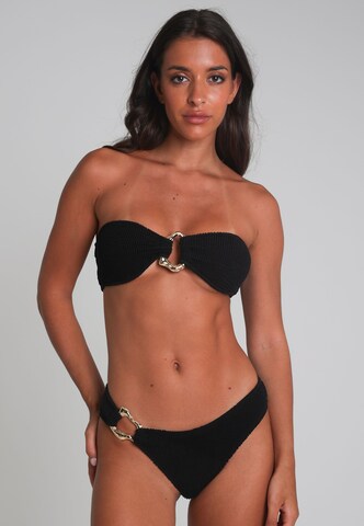 Moda Minx Bikini bottom 'SCRUNCH' in Black: front