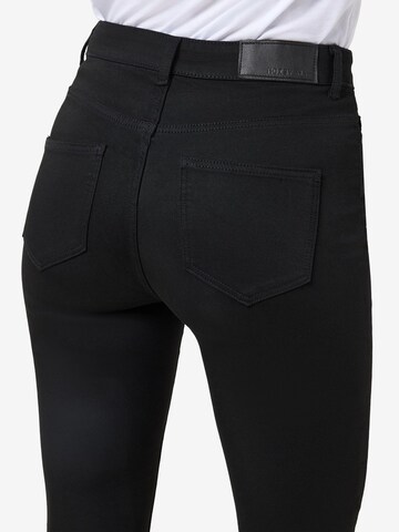 Noisy may - Skinny Calças de ganga 'NMCallie' em preto