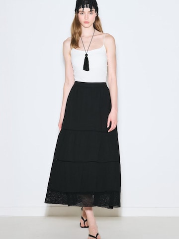 MANUKA Skirt in Black: front