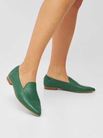Bianco Classic Flats 'TRACY' in Green: front