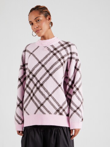 Pull-over Monki en rose : devant
