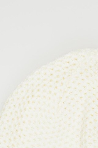 s.Oliver Hat & Cap in One size in White