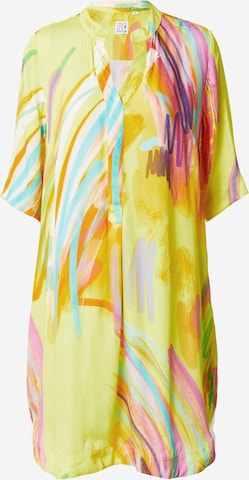 Emily Van Den Bergh - Vestidos camiseiros em mistura de cores: frente