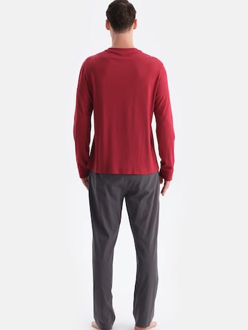 Pyjama long Dagi en rouge