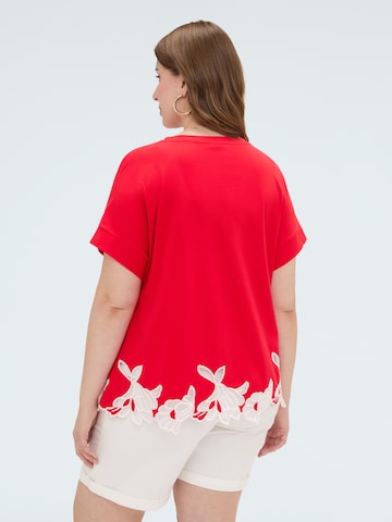 Fiorella Rubino - Camiseta en rojo