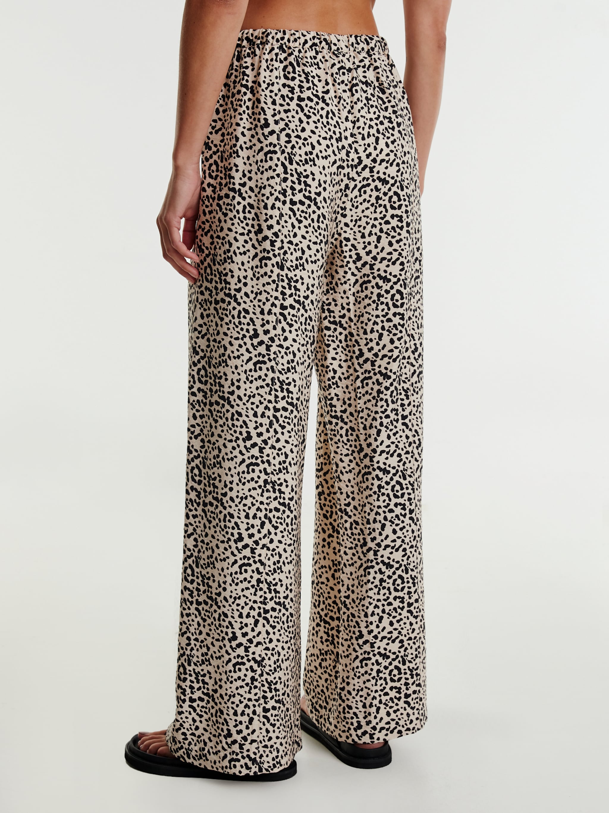 EDITED Produkte Hose 'Jeanna' beige