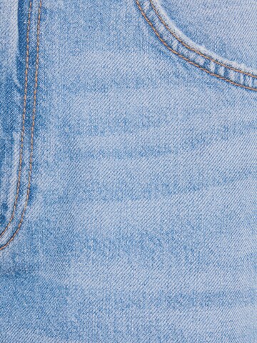 Bershka Široke hlačnice Kavbojke | modra barva