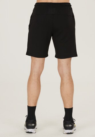 ENDURANCE Regular Sporshorts 'Prince' in Schwarz