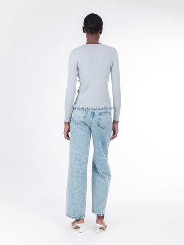 sidabrinė Influencer Kardiganas