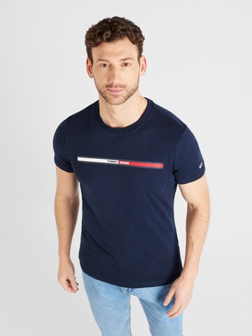 Tommy Jeans T-shirt 'Essential' i blå: framsida