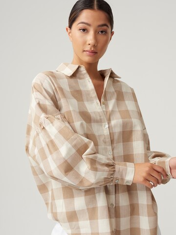 The Fated Blouse 'VAL' in Beige